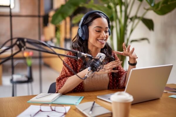 El impacto de los podcasts en el consumo de contenido digital en 2025
